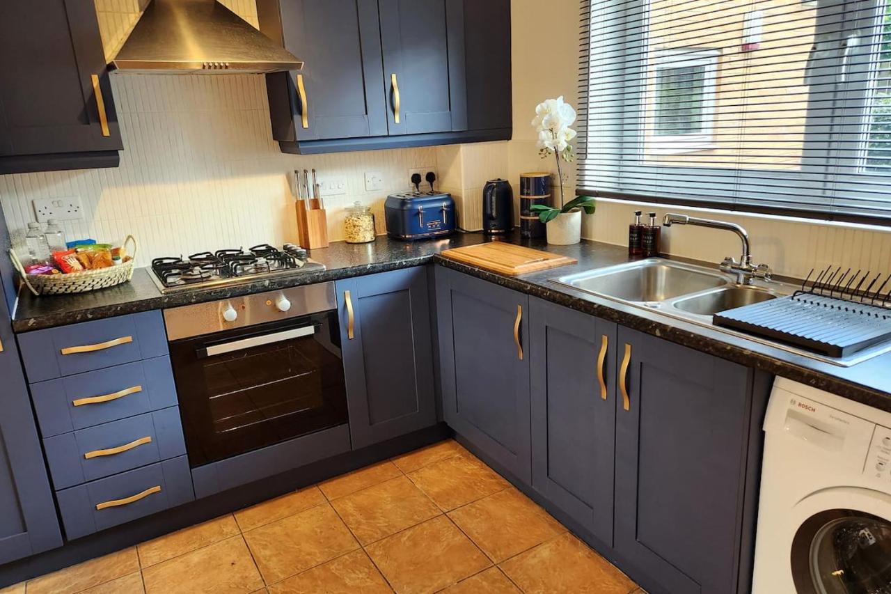 Home From Home 3 Bed,2 Bath House With Garden&Parking Near Centre&Tram Stop Sheffield Zewnętrze zdjęcie