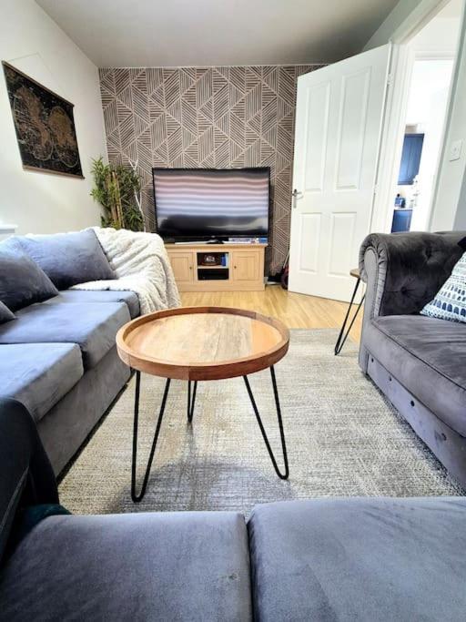Home From Home 3 Bed,2 Bath House With Garden&Parking Near Centre&Tram Stop Sheffield Zewnętrze zdjęcie